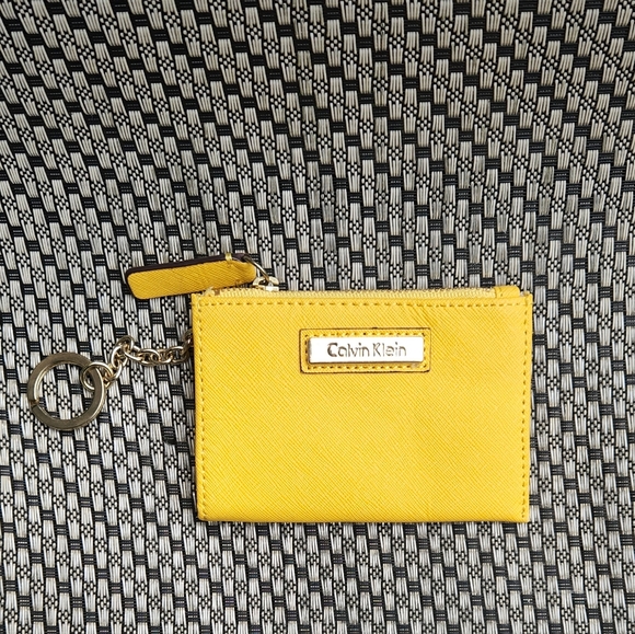 Calvin Klein Card Holder ID Case Yellow - Picture 2 of 5